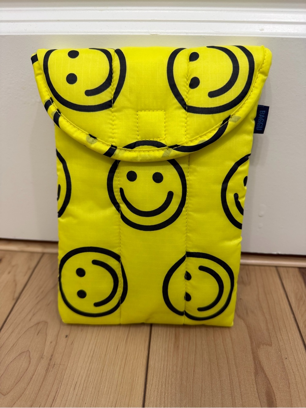 BAGGU Neon Yellow Smiley Tablet Sleeve